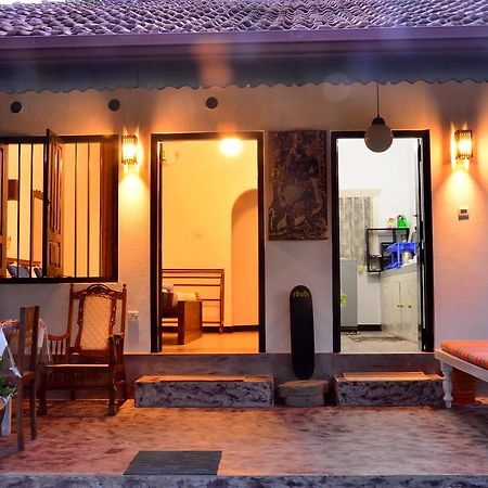 韦利格默 Aknara Rest酒店 外观 照片